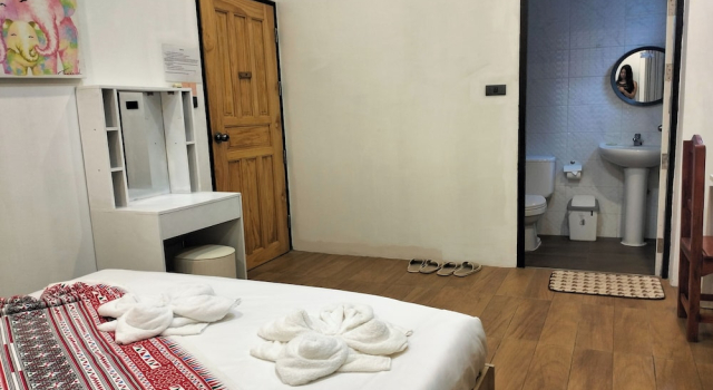 Номер Superior River Bend Villas