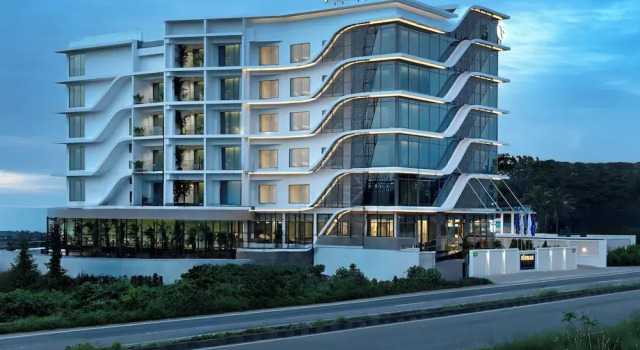 Fortune Airport Road Kochi, Забронировать Отель Отели Aluva с парковкой, Парковка