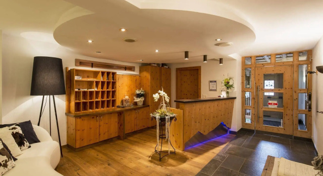 LARET private Boutique Hotel - Adults only