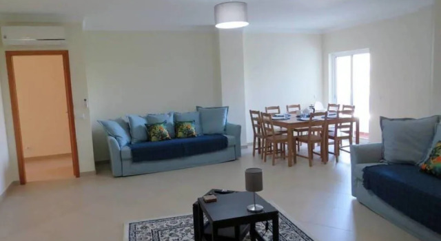 2 Bed Apartment With com Pool