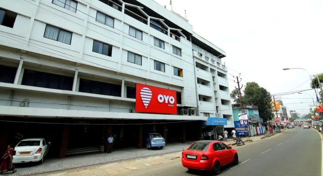 OYO 4002 Hotel Dwaraka, Забронировать Отель Отели Коччи 3 звезды, 3*