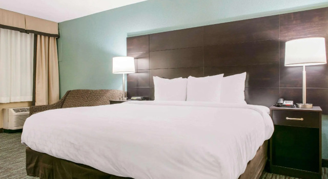 Двухместный номер Standard Quality Inn Dayton Airport