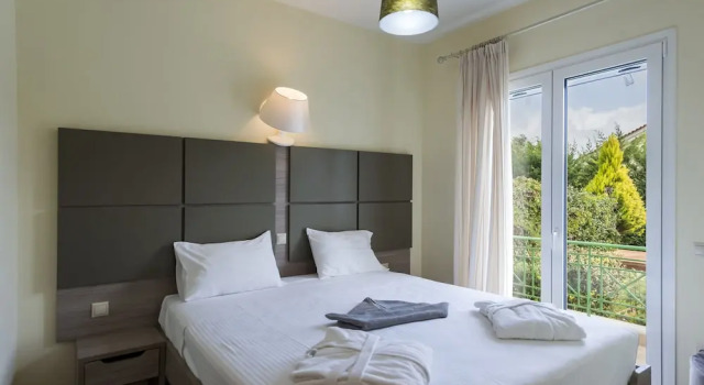 Sun, Sand & Seclusion - Artemis with Private Pool