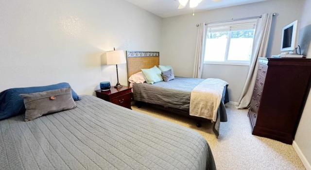 Коттедж Grand Beach Club of Oscoda Garden Cottage on the Lake