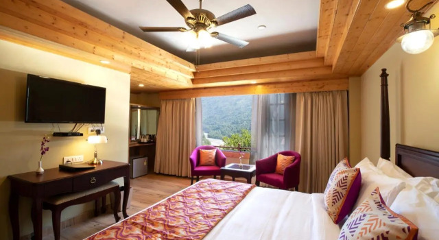 Regenta Inn By Riverside Manali