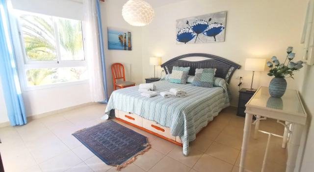 Fantastic apartment in Beach Front Complex in Calahonda - Doña Lola - CS129, Prenota Appartamento Hotel a Costa Tropical con piscina, Piscina