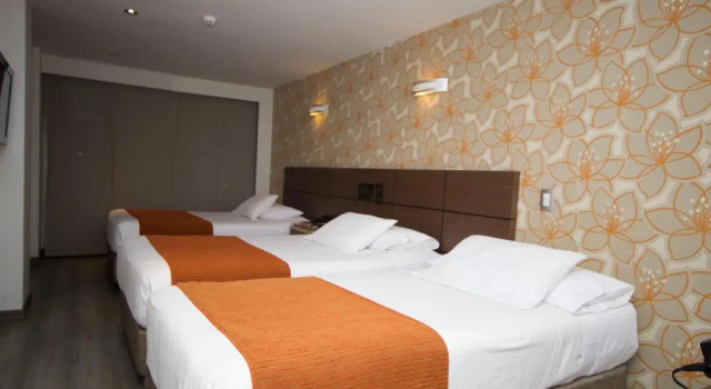 Трёхместный номер Standard Zi One Luxury Hotel
