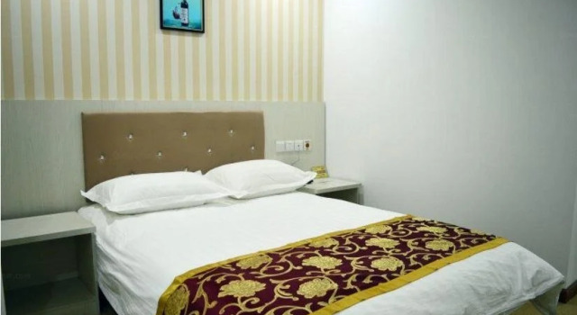 Laojiangsu Express Hotel, Prenota Hotel Hotel e alloggi a Xinji, Hotel