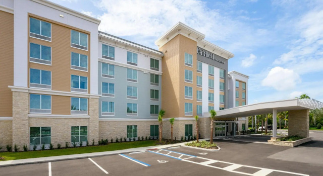 Fairfield by Marriott Inn & Suites Orlando at Millenia, Buchen Sie Hotel Orlando Disney World Orlando