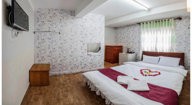 NGỌC BẢO CHÂU HOTEL, Забронировать Отель Далат Ламдонг, рядом с Bao Dai's Summer Palace