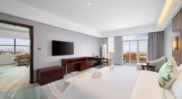 Люкс Deluxe Wyndham Garden Qianjiang Downtown