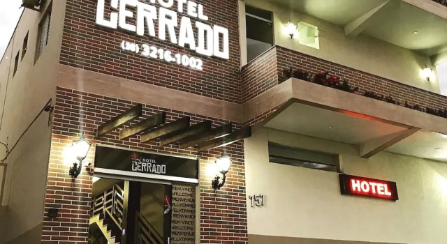 Hotel Cerrado