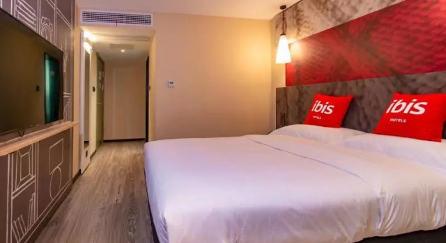 ibis Wuxi Taihu Square Metro Station Hotel
