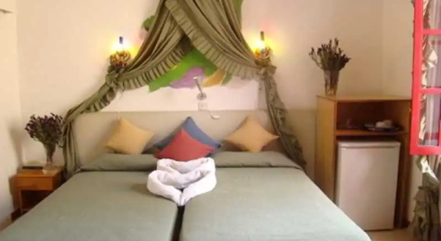 Номер Standard с балконом Kiniras Traditional Hotel & Restaurant