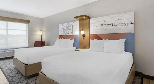 Четырёхместный номер Standard Best Western Plus Rose City Conference Center Inn
