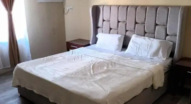 Olive Hotel, Забронировать Отель Отели Эш-Шаркия с парковкой, Парковка