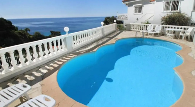Вилла Villa piscine Eze bord de mer à 500m de la plage
