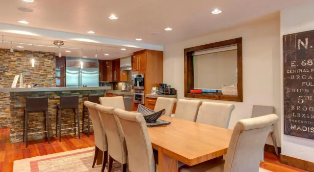 Апартаменты с 5 комнатами 607 Deer Valley Drive