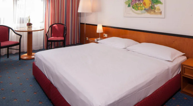 Favorita, Book Hotel SPA-hoteller i Wien, nær Vienna Main Railway Station, SPA