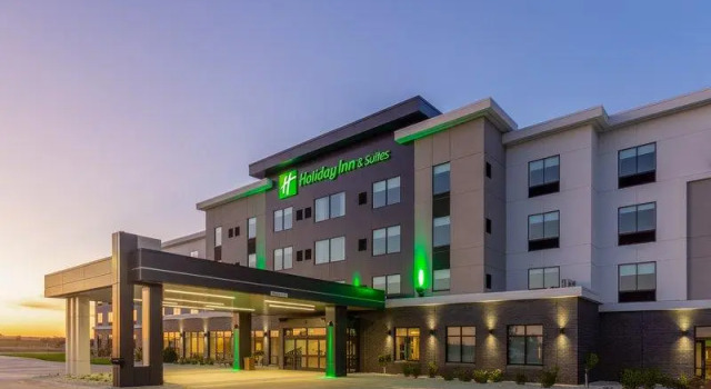 Номер Premium Holiday Inn & Suites Cedar Falls-Waterloo Event Ctr by IHG