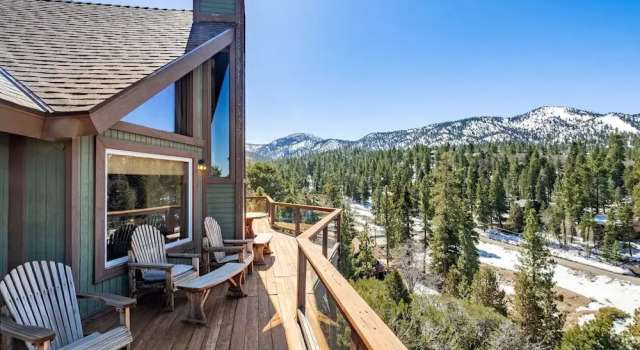 Коттедж Endless View Lodge by Avantstay Incredible Views Close To Bear Mountain Ski Resort w Hot Tub
