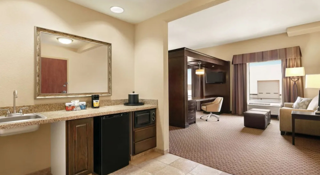 Студия Hampton Inn & Suites Enid