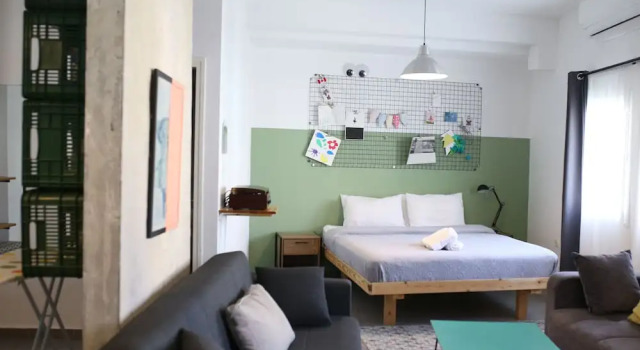 Económica Estúdio Rena's House