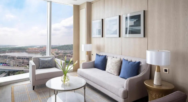 Полулюкс Langham Place Changsha