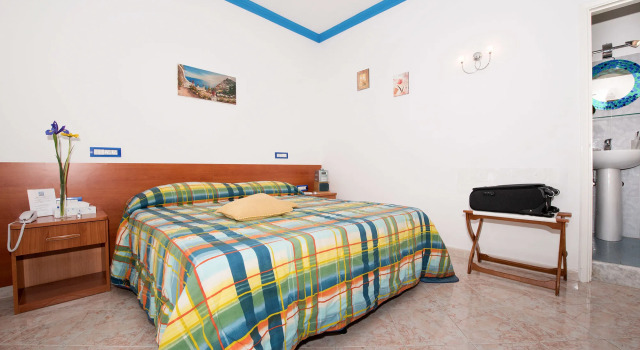 B&B Ravello Rooms, Забронировать Отель Равелло Побережье Амальфи, рядом с Duomo di Ravello