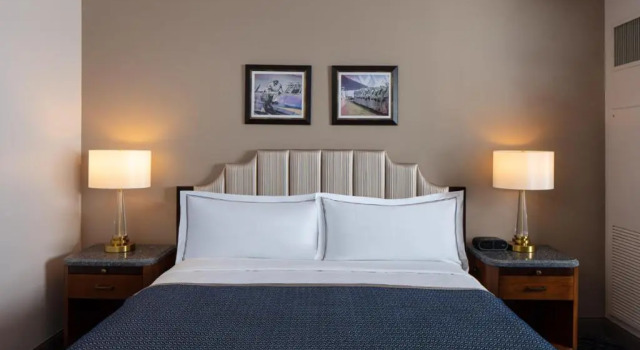 Двухместный номер The Higgins Hotel New Orleans, Curio Collection by Hilton