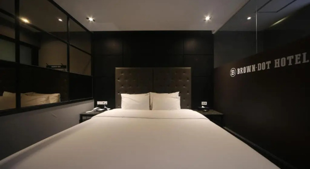 Номер Standard Brown Dot Hotel Beomil