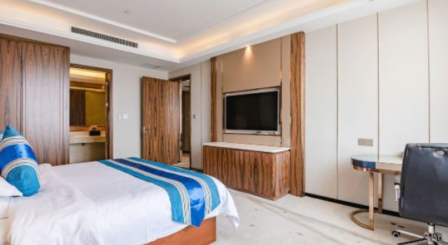 Люкс Deluxe Huangchuan Shibo International Hotel