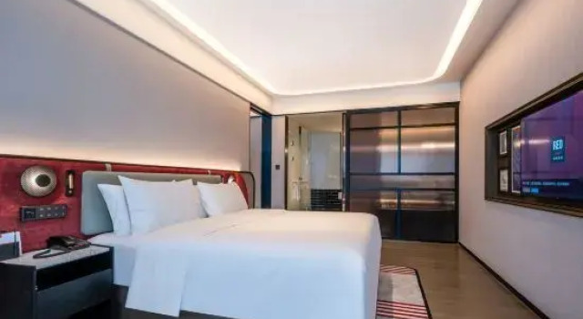 Люкс Superior Radisson RED Jinan CBD&MIXC