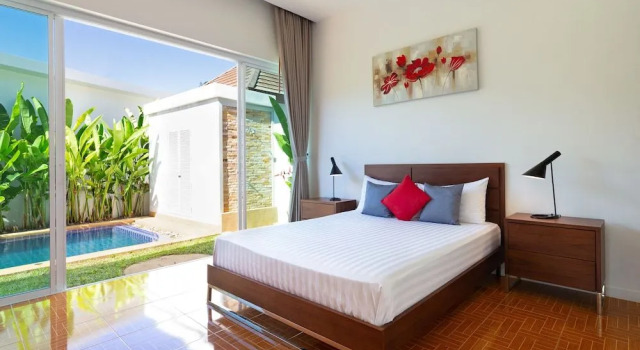 Tropical Stay at 2BR Pool Villa Greens 8