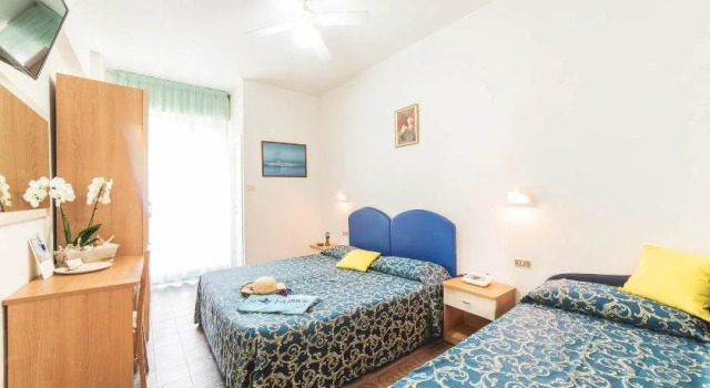Hotel Blu Star, Rezervovat Hotel Gabicce Mare 