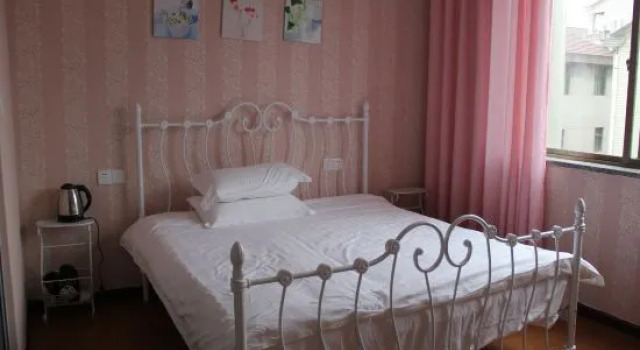 Banxia Inn (Hengdian Mingqing West Road), Rezerwuj Hotel Hengdian Zhejiang