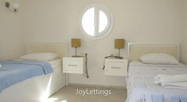 Вилла Villa ST01 by JoyLettings