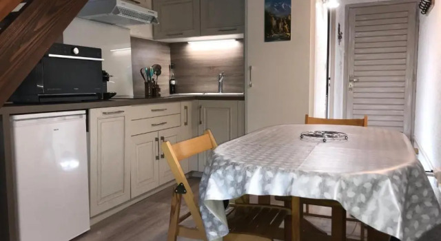 Апартаменты Appartement Cauterets Pour 4 Personnes Avec Parking