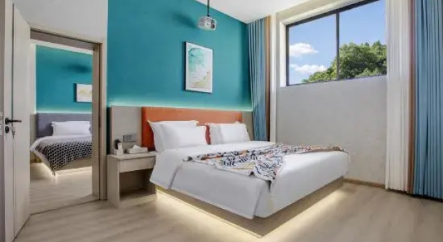 Люкс Comfort Dianchi Yishe Homestay (Haigeng Dam Branch of Dianchi Lake)