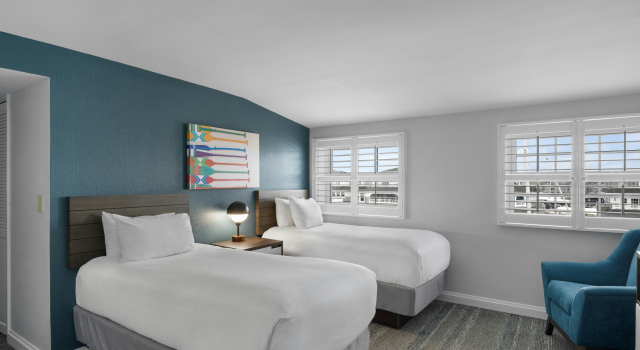 Club Wyndham Newport Onshore, Забронировать Отель Отели Ньюпорт с бассейном, рядом с Поместье Кингскот в Ньюпорте, Бассейн