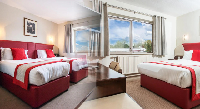 Номер Deluxe Peartree Lodge Waterside