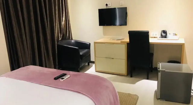 Camera Standard Staybridge Golfview Suites