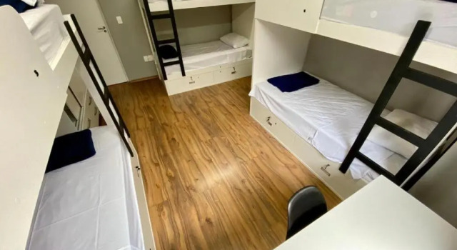 Кровать в общем номере Visto Hostel