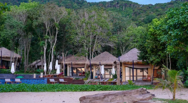 Бунгало Deluxe с видом на море LaLaanta Hideaway Resort