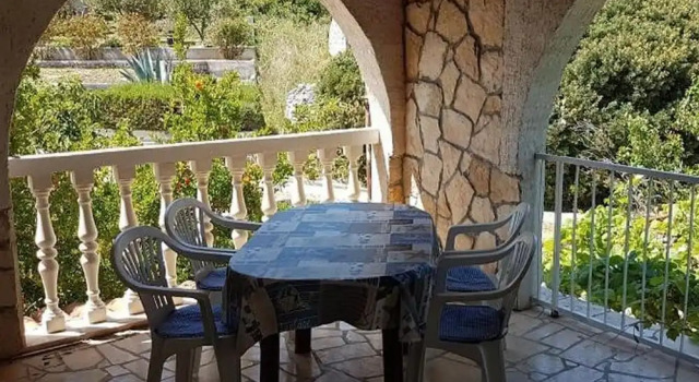 Апартаменты c 1 комнатой с балконом и с видом на город Apartments Katarina