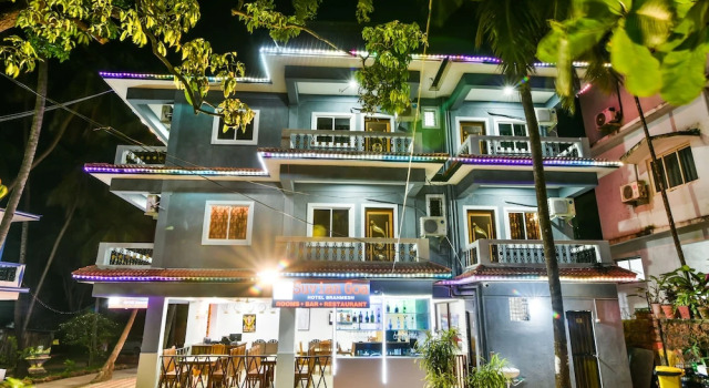 Hotel Suvian on Bagha Beach Goa, Забронировать Отель Бага Северный Гоа