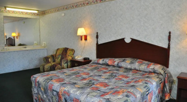 Номер Standard MERRIMAC INN & SUITES