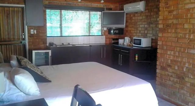 Люкс The Lazy Grape Guest Lodge & Spa