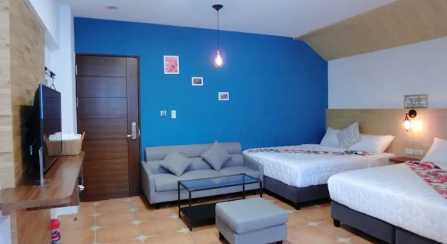 Четырёхместный номер Classic Come Inn 2