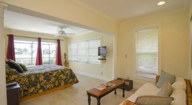 Spinnaker Dr Home